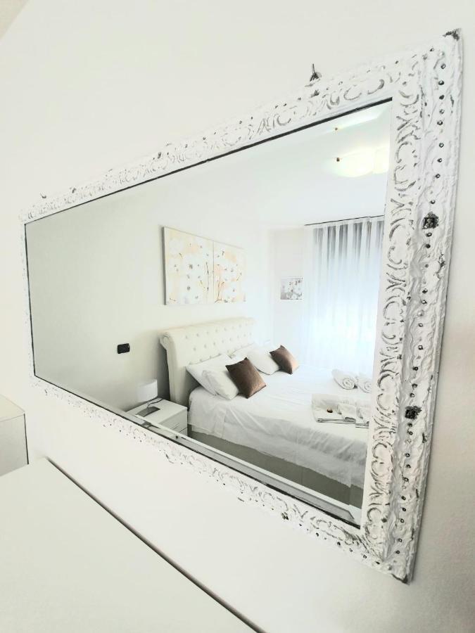 Appartamento Diamantina 데센자노델가르다 외부 사진